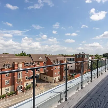 Luxury Penthouse, Minster Views, Terrace & Parking *