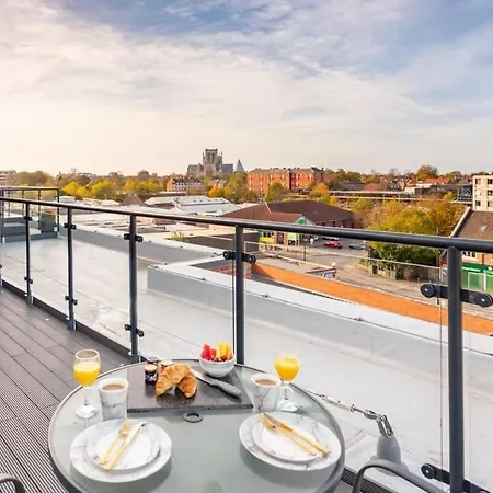 Stayzeni, Ouse Court Stunning 2 Bed Flat York